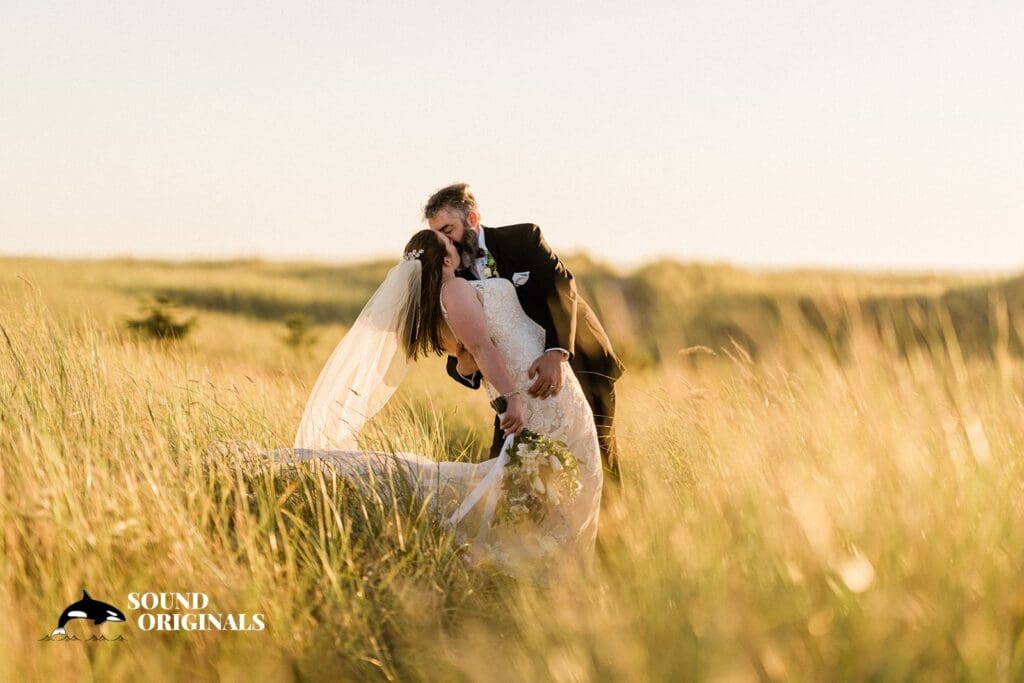 Adrift Hotel Wedding // Rebecca + Matthew -