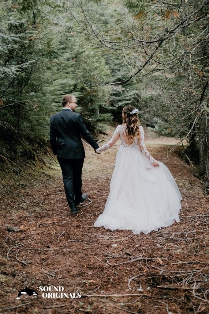 Newman Lake Wedding // Courtney + Joe -