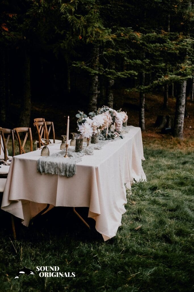 Newman Lake Wedding // Courtney + Joe -