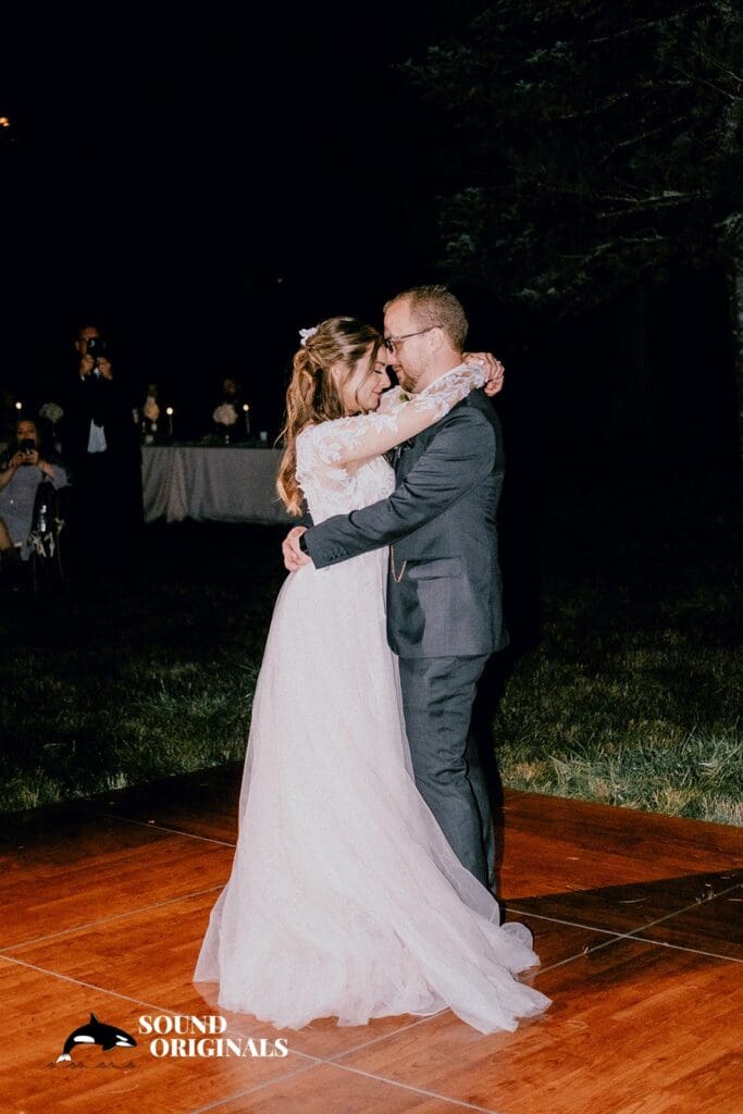 Newman Lake Wedding // Courtney + Joe -