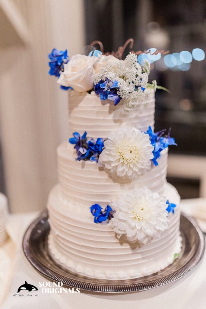 Salty's on Alki Wedding // Dani + Cameron -