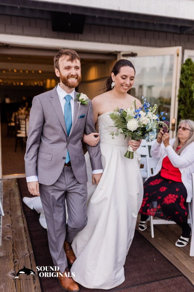 Salty's on Alki Wedding // Dani + Cameron -