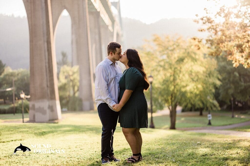 St. John's Cathedral Park Engagement // Eva + Aaron -