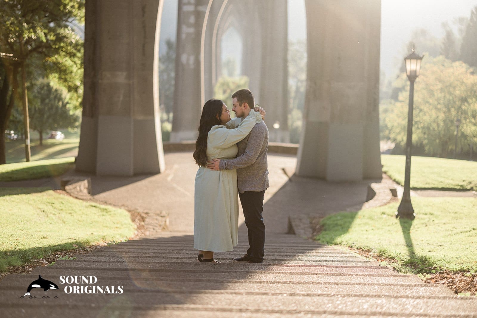 St. John's Cathedral Park Engagement // Eva + Aaron -