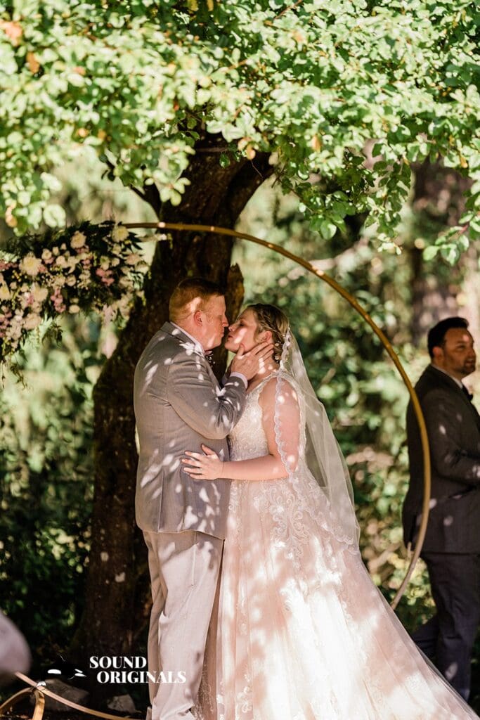 <strong>Starlight Meadows Wedding // Dakota + Colin</strong> -