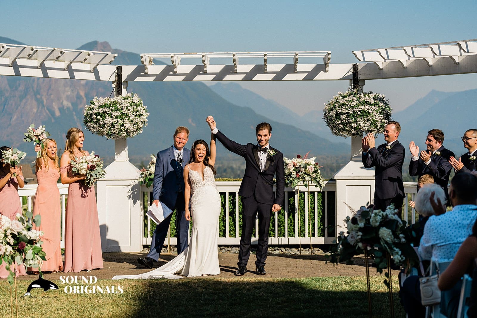 The Club at Snoqualmie Ridge Wedding // Becky + John -