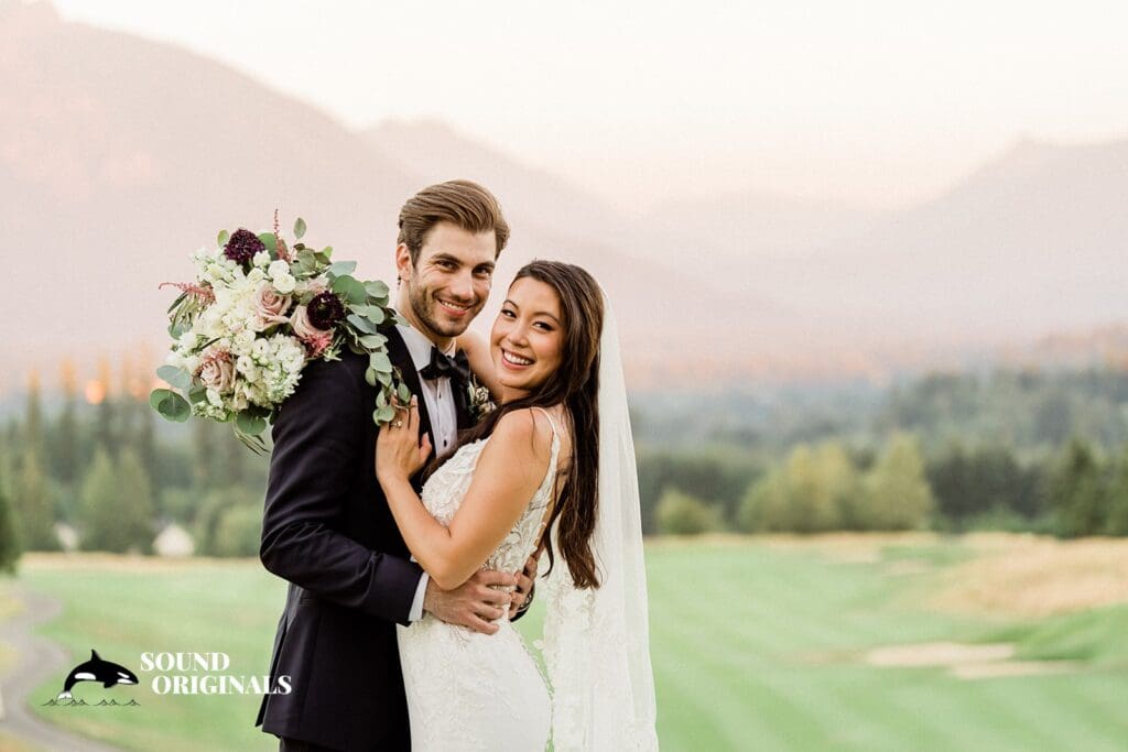 The Club at Snoqualmie Ridge Wedding // Becky + John -