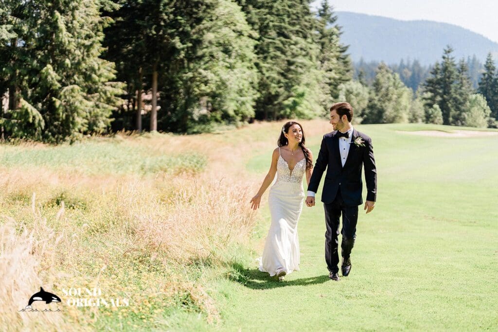 The Club at Snoqualmie Ridge Wedding // Becky + John -
