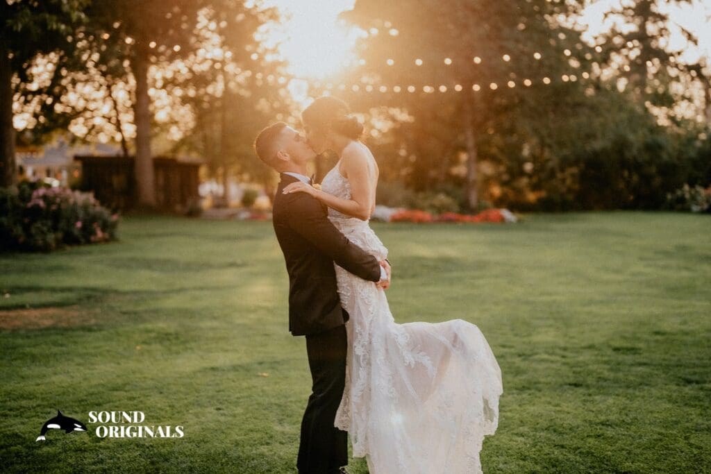 Emily + Devin Kelley Farm Wedding // Devin + Emily -