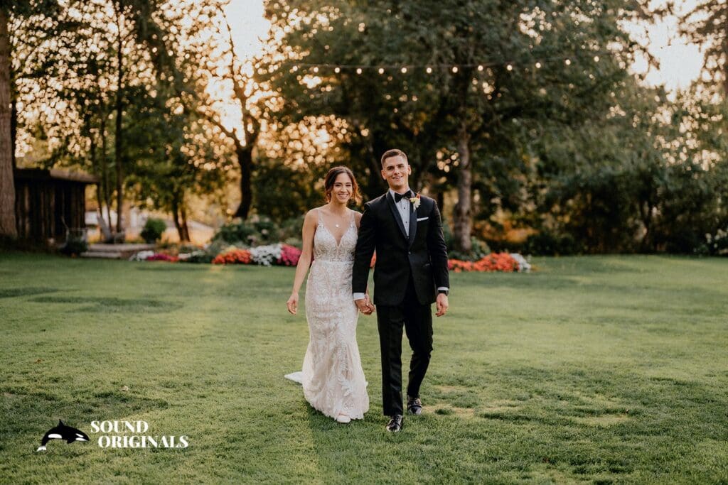 Emily + Devin Kelley Farm Wedding // Devin + Emily -