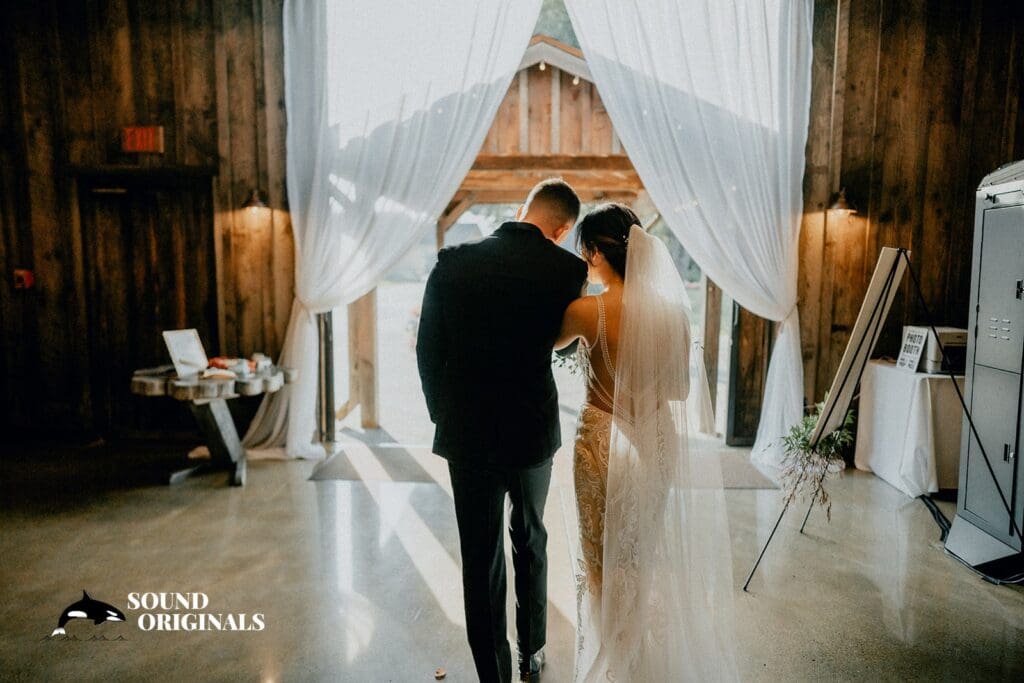 Emily + Devin Kelley Farm Wedding // Devin + Emily -