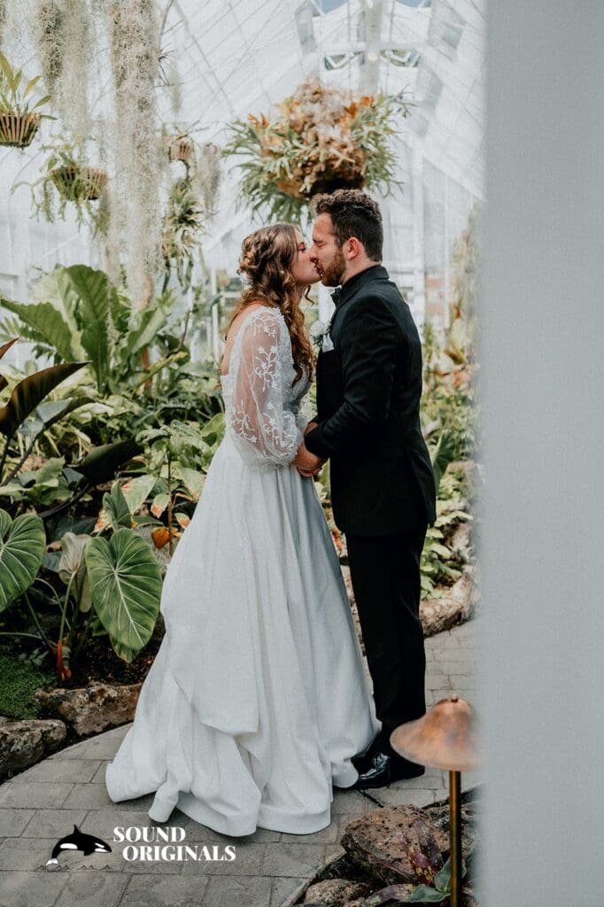 Kaitlin + Blake Court House Square Wedding // Blake + Kaitlin -