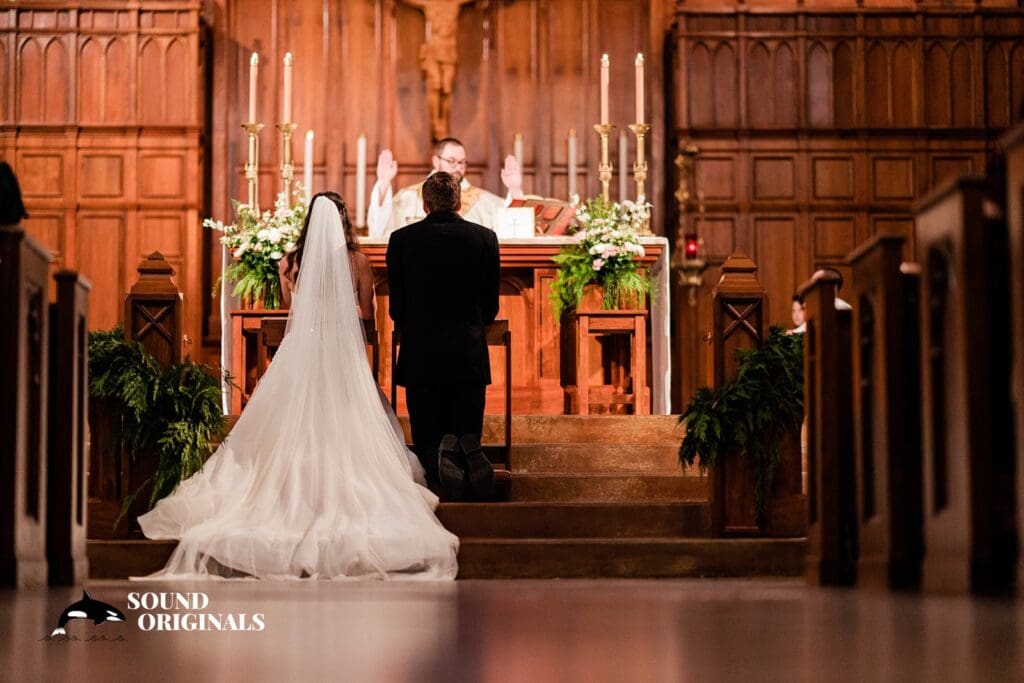 Golden Gardens Bathhouse Wedding // Maria + Ryan -