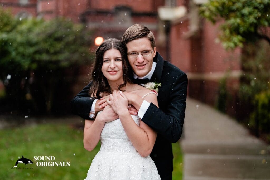 Golden Gardens Bathhouse Wedding // Maria + Ryan -