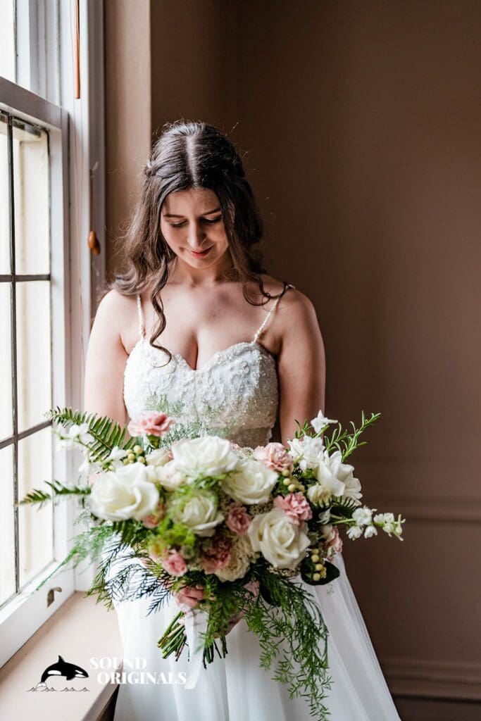 Golden Gardens Bathhouse Wedding // Maria + Ryan -