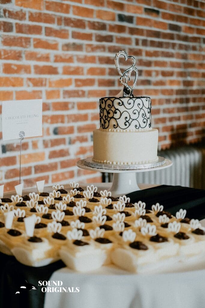 <strong>Riverside Place - Spokane Wedding // Rachel + Tyler</strong> -