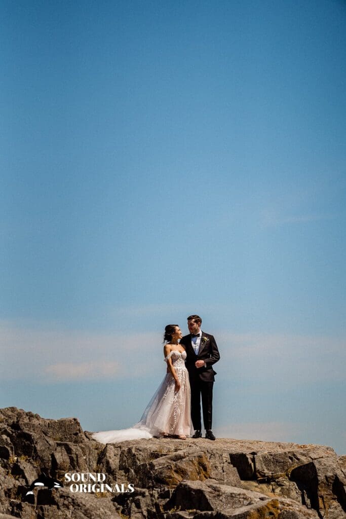 <strong>Saltwater Farm Wedding // Melanie + Jason</strong> -