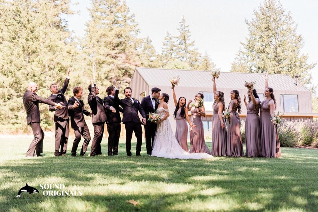 <strong>Saltwater Farm Wedding // Melanie + Jason</strong> -