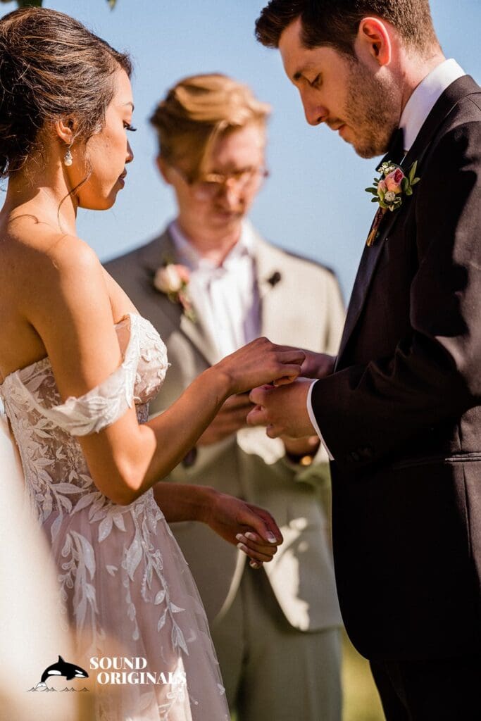 <strong>Saltwater Farm Wedding // Melanie + Jason</strong> -