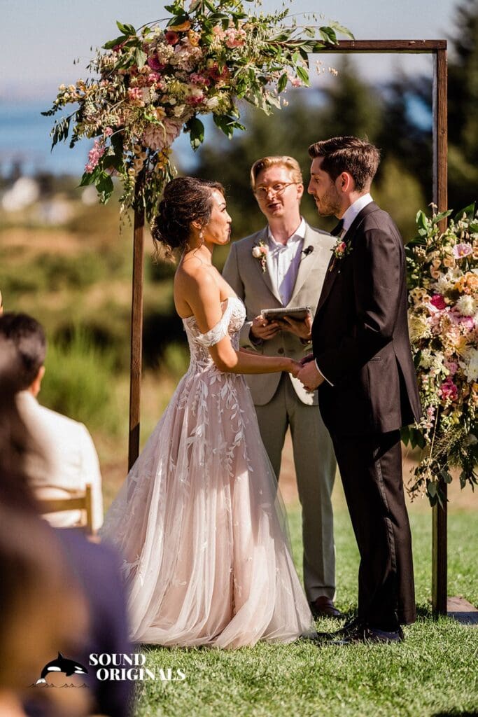 <strong>Saltwater Farm Wedding // Melanie + Jason</strong> -