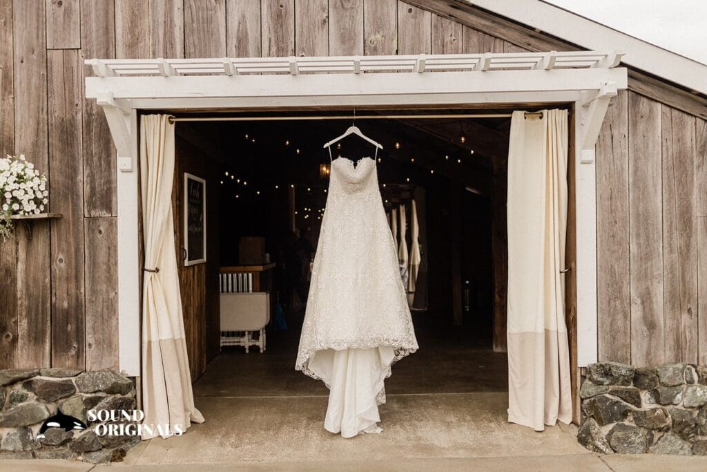 Swans Trail Farms Wedding // Amber + Jack -