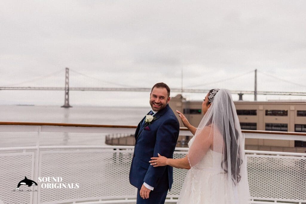 <strong>Hornblower Yacht Wedding // Raylene + Aaron</strong> -