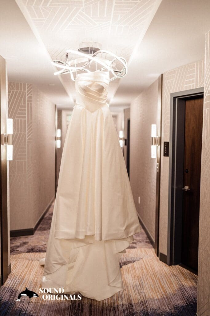 Silver Cloud Point Ruston Wedding // Selina + Chris -
