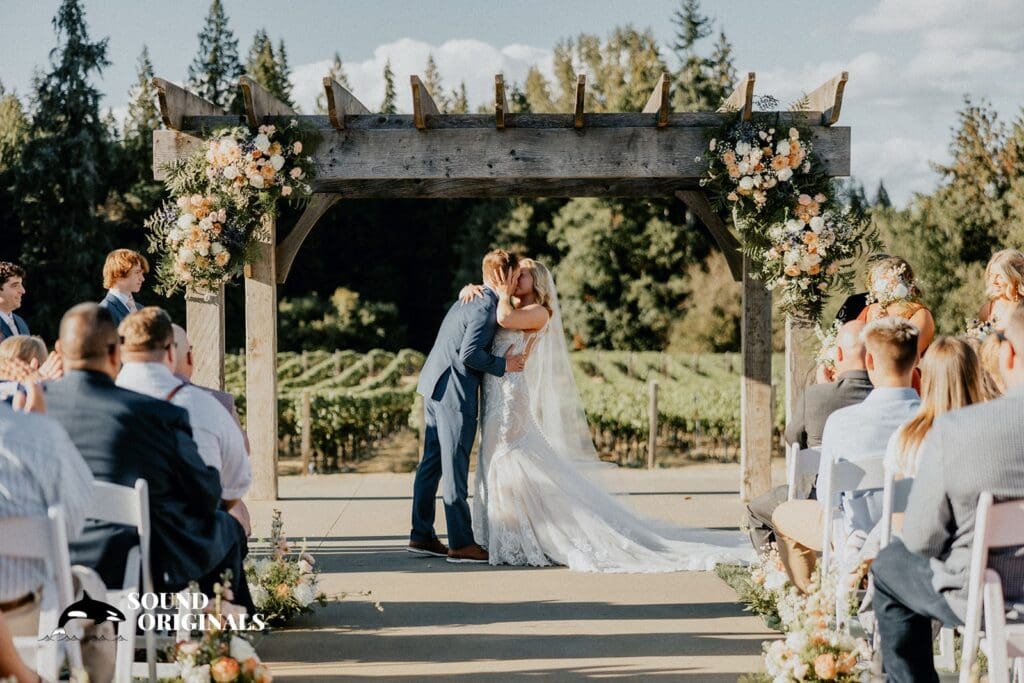 Windy Hill Winery Wedding // Haidyn + Dylan -