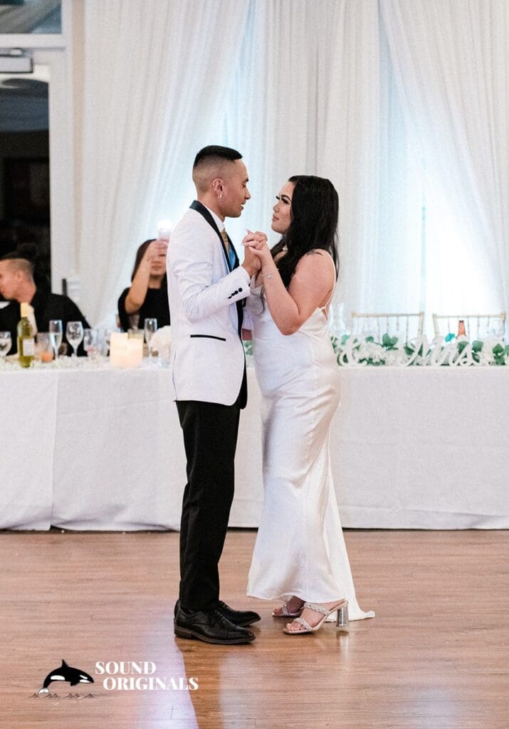 Noelle + Robert Brentwood Rise Wedding // Noelle + Robert -