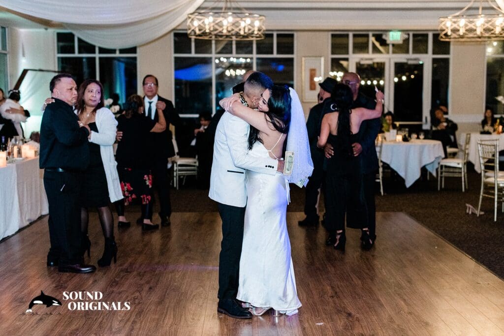 Noelle + Robert Brentwood Rise Wedding // Noelle + Robert -