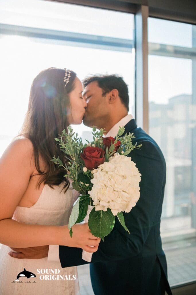 <strong>Seattle Municipal Courthouse Wedding // Chelsea + Samrat</strong> -