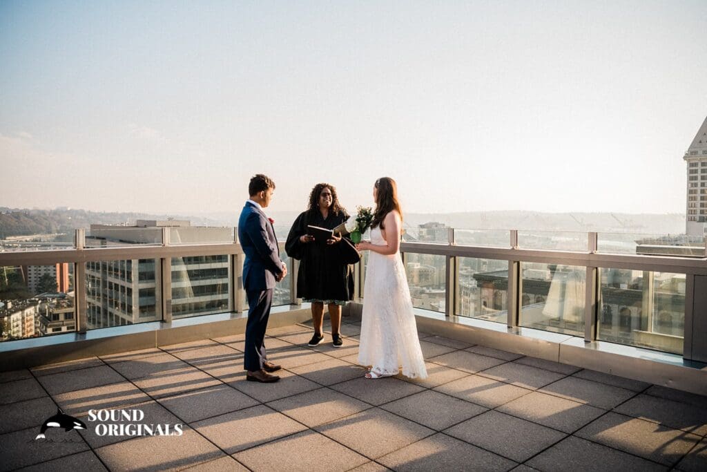 <strong>Seattle Municipal Courthouse Wedding // Chelsea + Samrat</strong> -