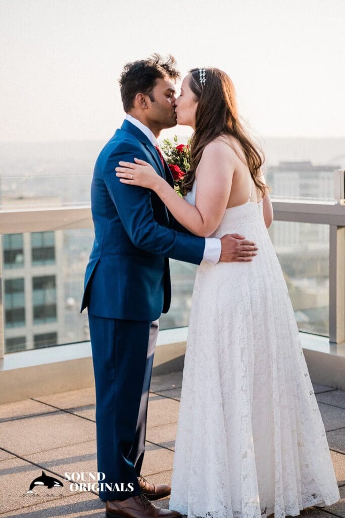 <strong>Seattle Municipal Courthouse Wedding // Chelsea + Samrat</strong> -