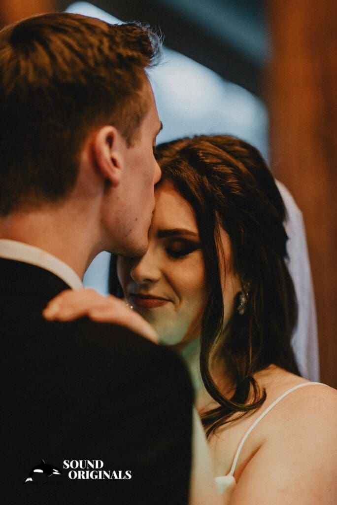 Willows Lodge Wedding // Claire + Andrew -