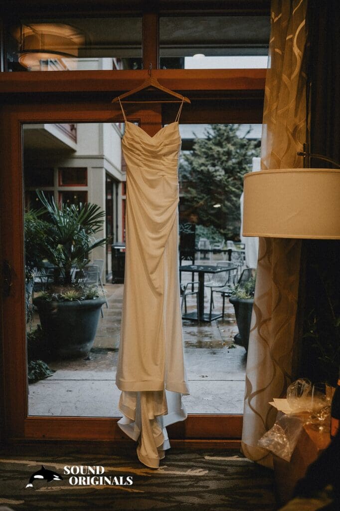 Willows Lodge Wedding // Claire + Andrew -