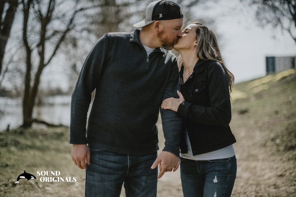 <strong>Tower Bridge Sacramento, CA Engagement // Katie + Brandon</strong> -