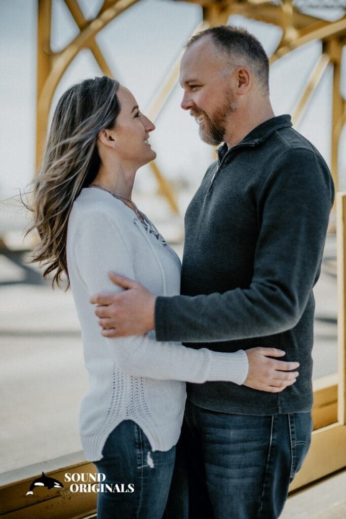<strong>Tower Bridge Sacramento, CA Engagement // Katie + Brandon</strong> -