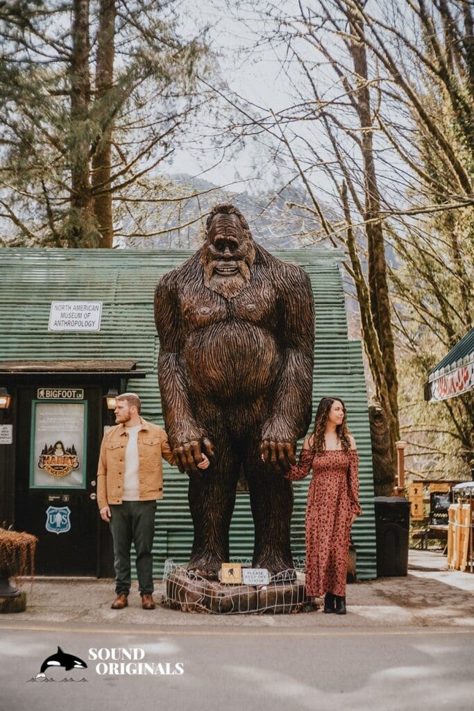 25 STUNNING Locations for Engagement Photos in Seattle -