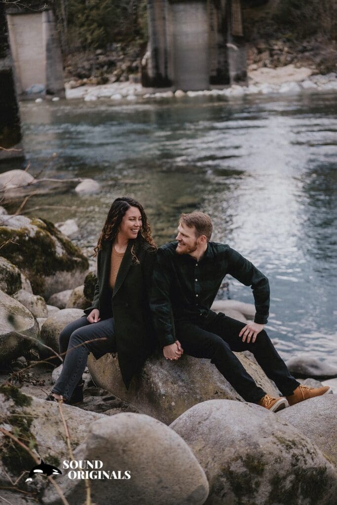 25 STUNNING Locations for Engagement Photos in Seattle -