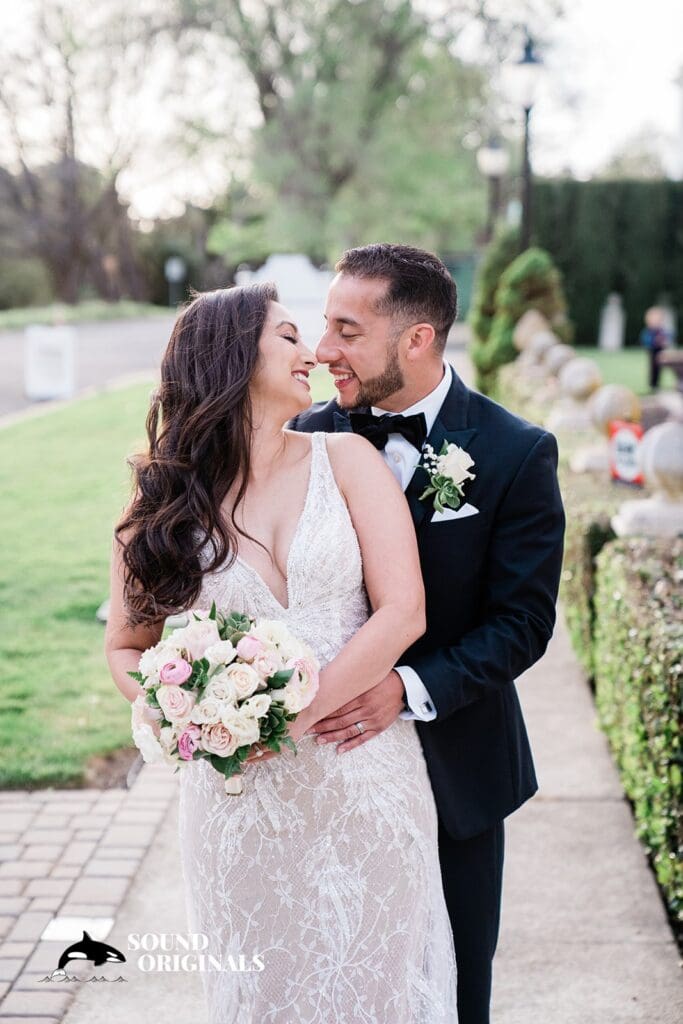 <strong>Jefferson Street Mansion Wedding // Armon + Alexandria</strong> -