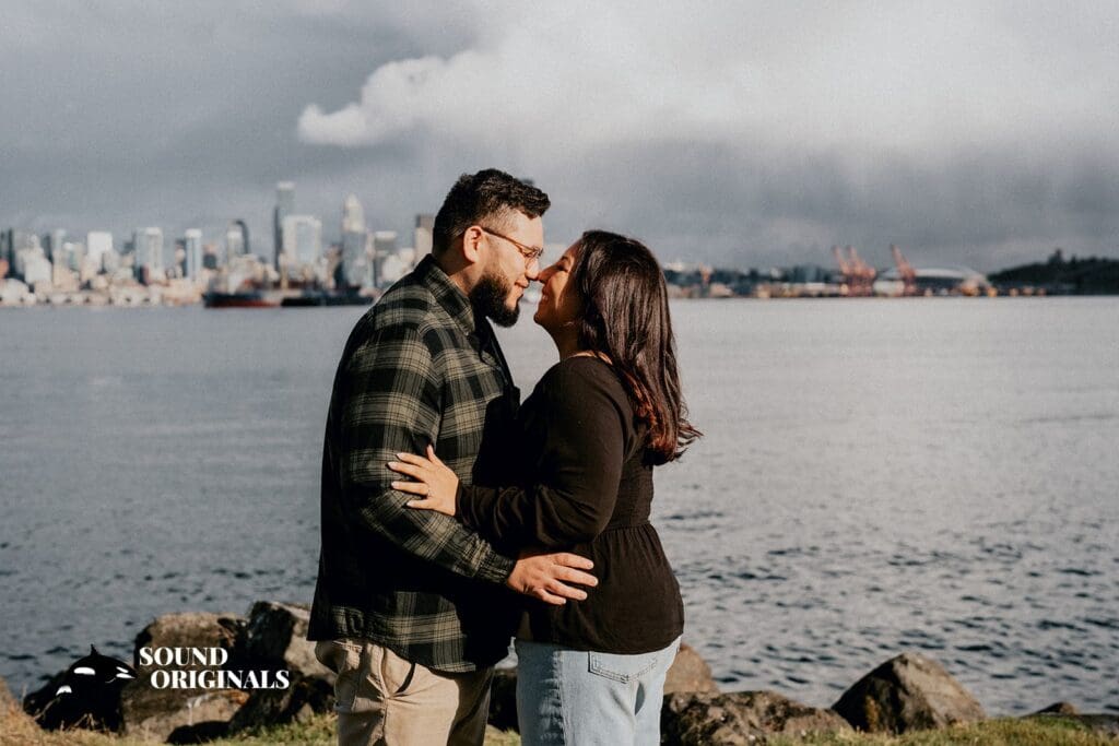 Alki Beach Engagement // Jeniffer + Erick -