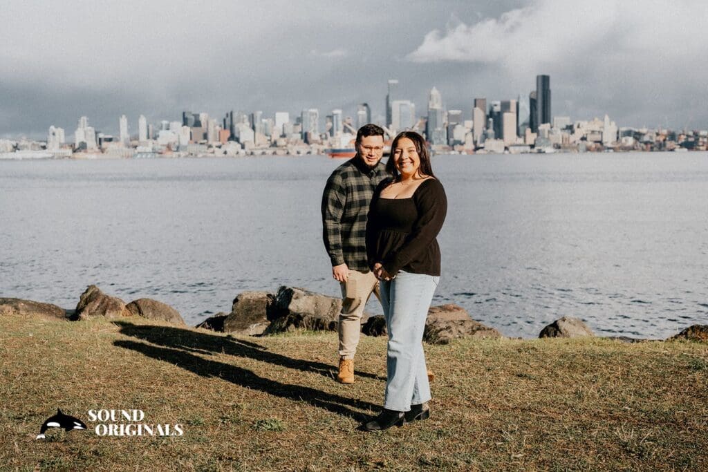 Alki Beach Engagement // Jeniffer + Erick -