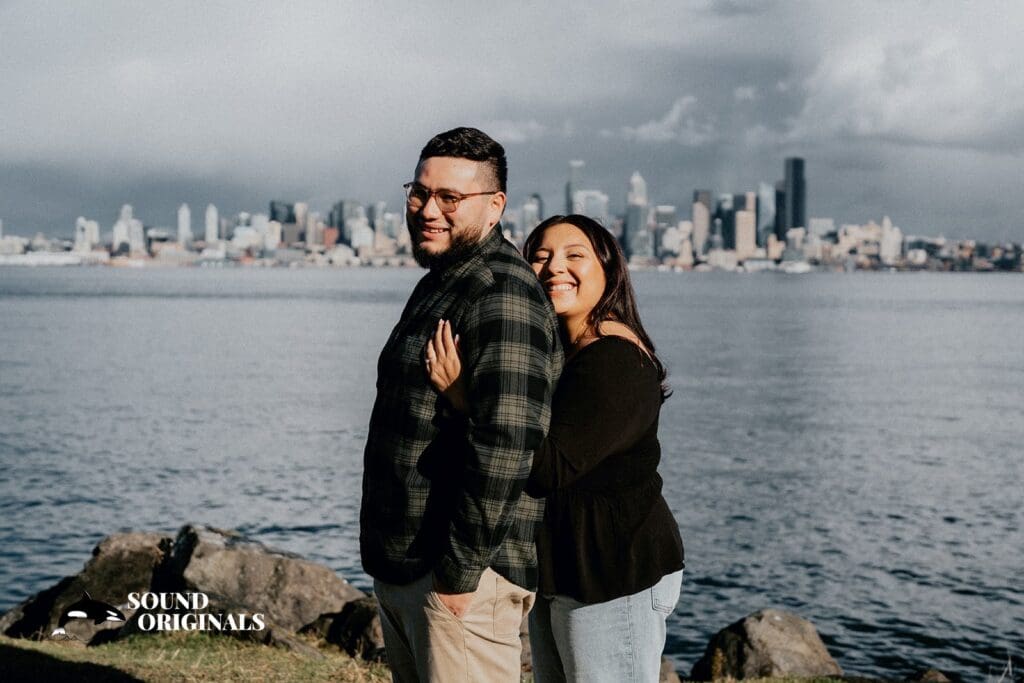 Alki Beach Engagement // Jeniffer + Erick -