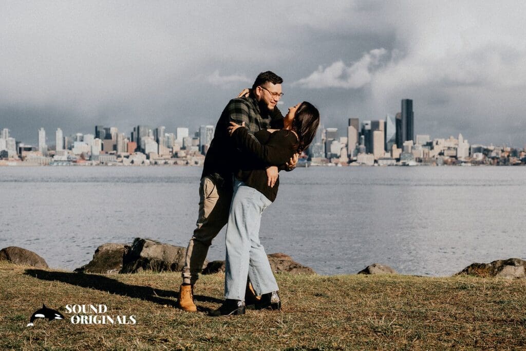 Alki Beach Engagement // Jeniffer + Erick -