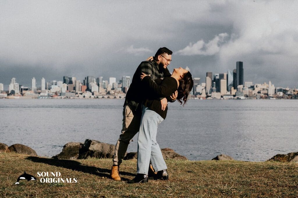 Alki Beach Engagement // Jeniffer + Erick -