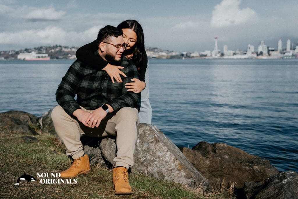 Alki Beach Engagement // Jeniffer + Erick -