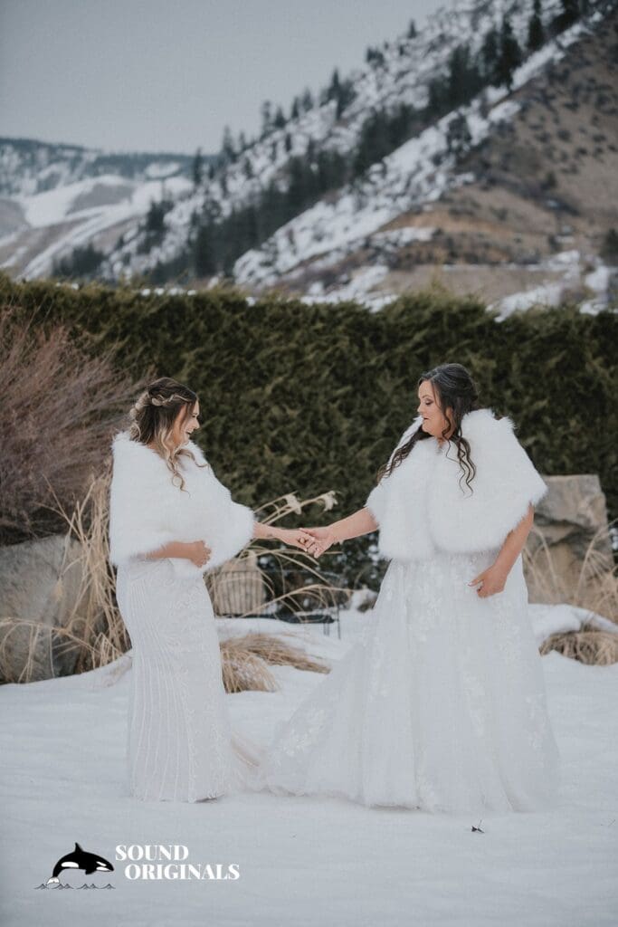 Cashmere Riverside Center Wedding  // Sarah & Rebecca -