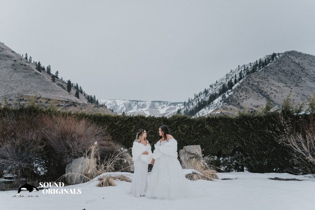 Cashmere Riverside Center Wedding  // Sarah & Rebecca -