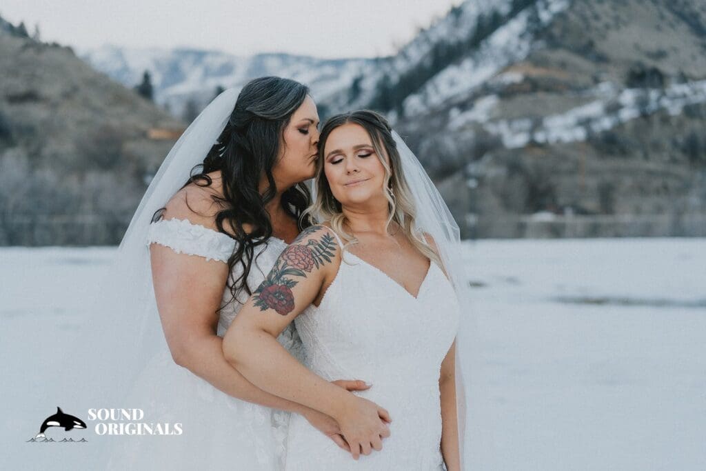 Cashmere Riverside Center Wedding  // Sarah & Rebecca -