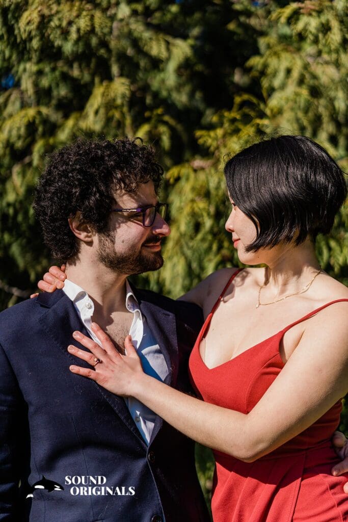 Noah + Cathy Gas Works Park Engagement // Noah & Cathy -